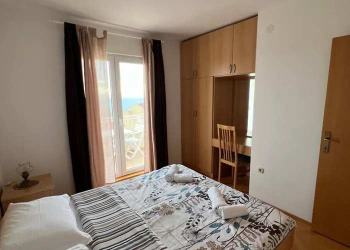 Ivanka Apartamento *